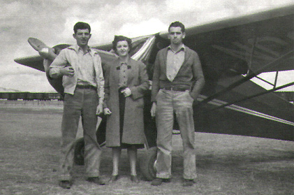 Vic Speza, Lois Brooks, and Jim Peckham, 1940, with Taylorcraft